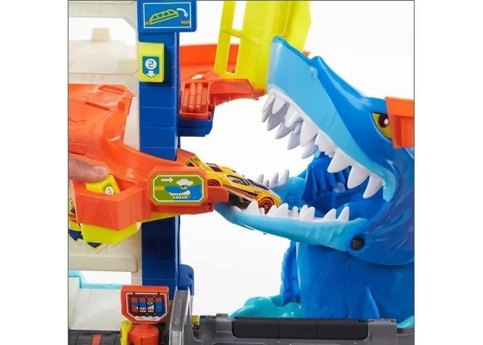 Hot Wheels Игровой набор Побег от злой акулы HMF86 HMF86 фото