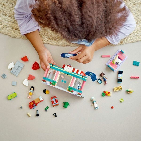 LEGO Friends Хартлейк Сити: ресторанчик в центре города 41728 41728 фото
