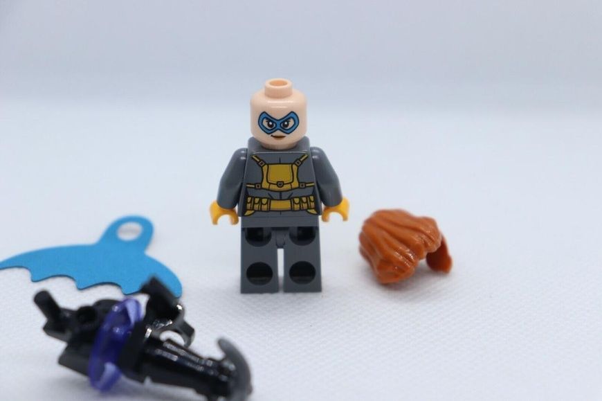 Lego Super Heroes DC Batman : Batgirl мініфігурка жінка Бетмен 212115 212115 фото