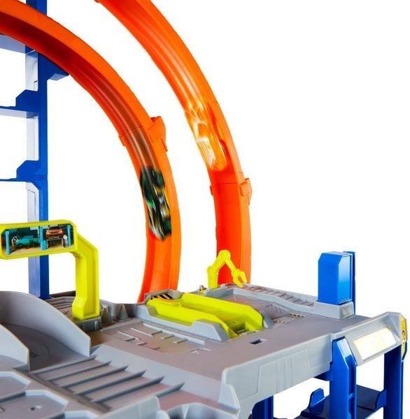 Ігровий набір Hot Wheels Mega Loop Garage Хот Вілс Гараж з мега петлею JLC05 JLC05 фото