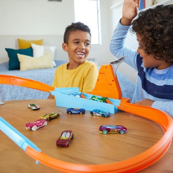 Игровой набор Hot Wheels Rapid Raceway Champion Соревнование за кубок Чемпиона GJM75 GJM75 фото