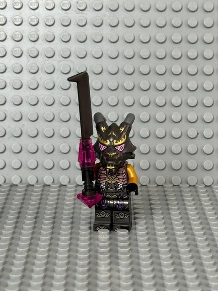 Минифигурка коллекционная LEGO Ninjago: Overlord Minifigure with Sword and Lightning 892294 Ниндзяго 892294 фото