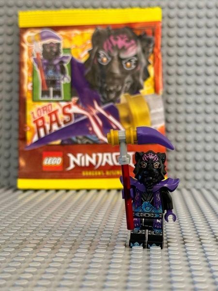 Коллекционная минифигурка LEGO Ninjago 892409 Dragons Rising: Lord Ras Minifigure 892409 фото