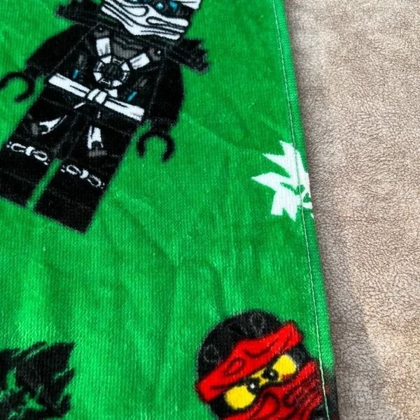 Lego Ninjago Дитяче махрове пончо зелене - дитячий рушник із капюшоном для пляжу та басайну 60x120 153109 фото