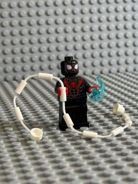 Lego Super Heroes Marvel Spider Man Miles Morales: минифигурка Майлз Моралес из Человек паук 682402 682409 фото