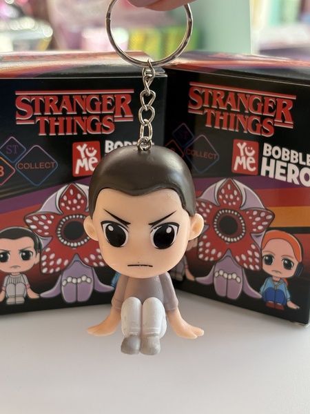 Ігрова фігурка-брелок сюрприз Stranger Things Дивні Дива 6970120251528 фото