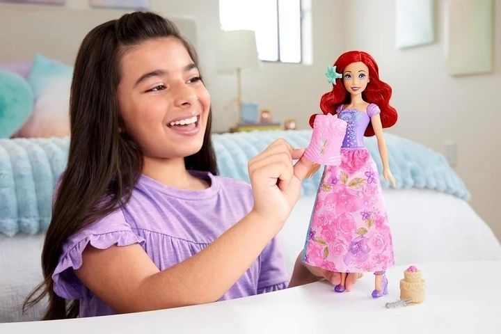 Набір-сюрприз Disney Princess з лялькою Аріель "Крути та прояви" (HTV88) HTV88 фото