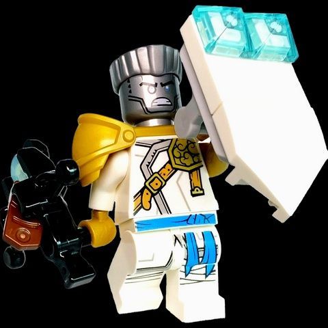 Минифигурка коллекционная LEGO Ninjago 892173 Zane Golden Ninja Минифигурка Зейна из &laquo;Властелина горы&raquo; с забр 892173 фото