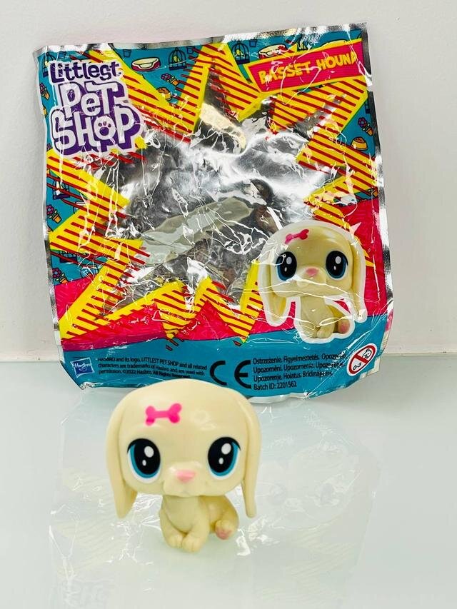 Littlest Pet Shop Basset Hound Фигурка Литтл Пэт Шоп Пес с косточкой Маленький зоомагазин Hasbro 2201562